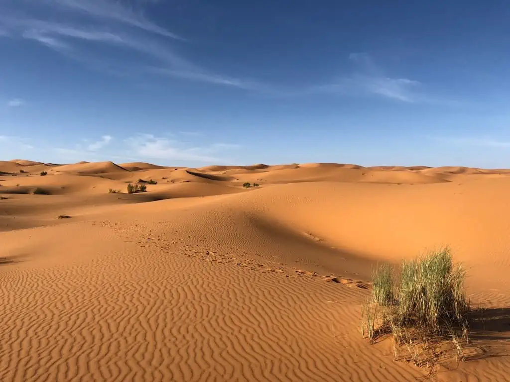 dessert sand dunes